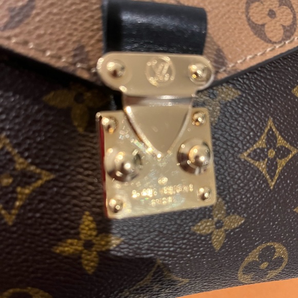 SOLD Authentic Louis Vuitton Pochette Métis - Picture 7 of 11